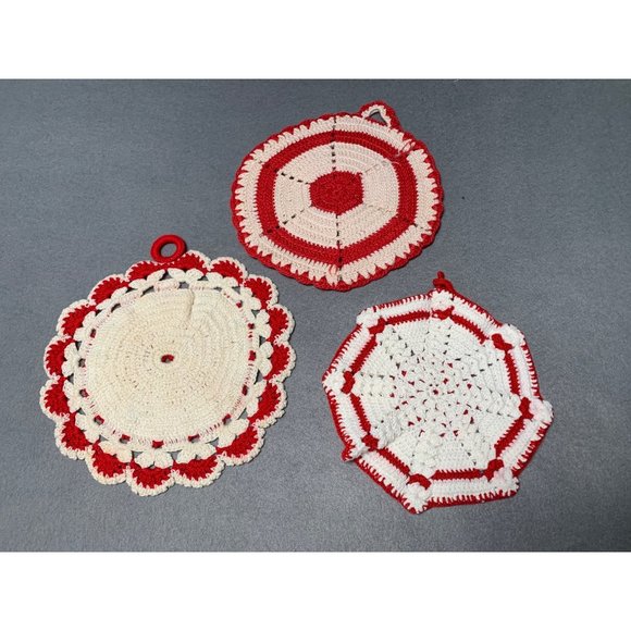 Handcrafted Vintage Crochet Potholders Set of 3 Red & White Cotton Kitchen Decor - Picture 3 of 7